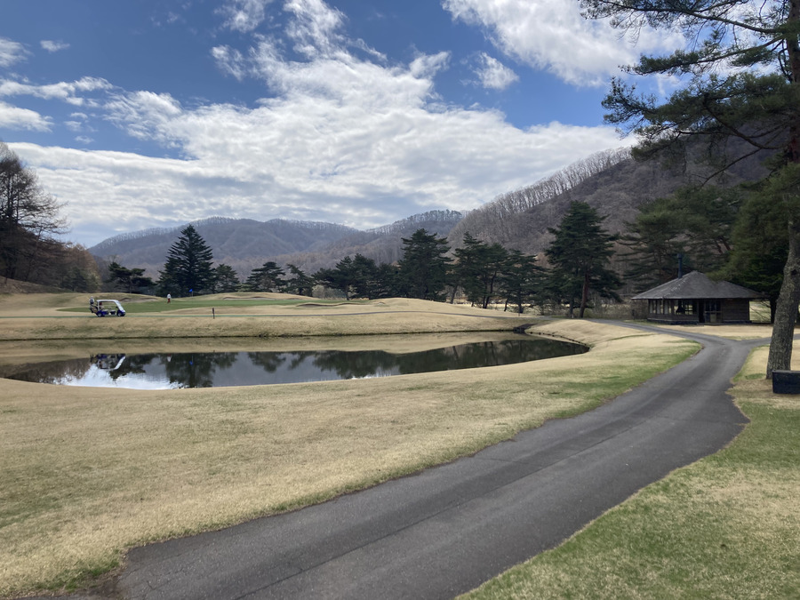 April Golf in Japan